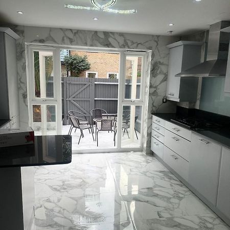 Tina Guest House London Bagian luar foto