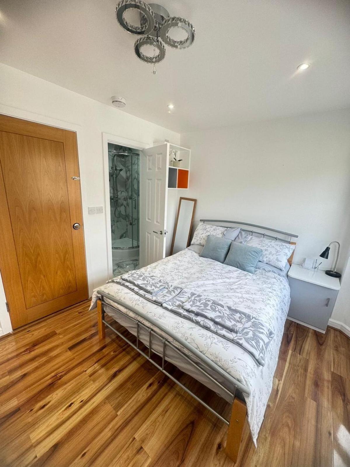 Tina Guest House London Bagian luar foto