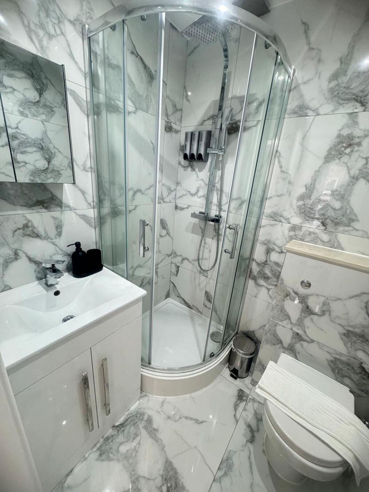 Tina Guest House London Bagian luar foto
