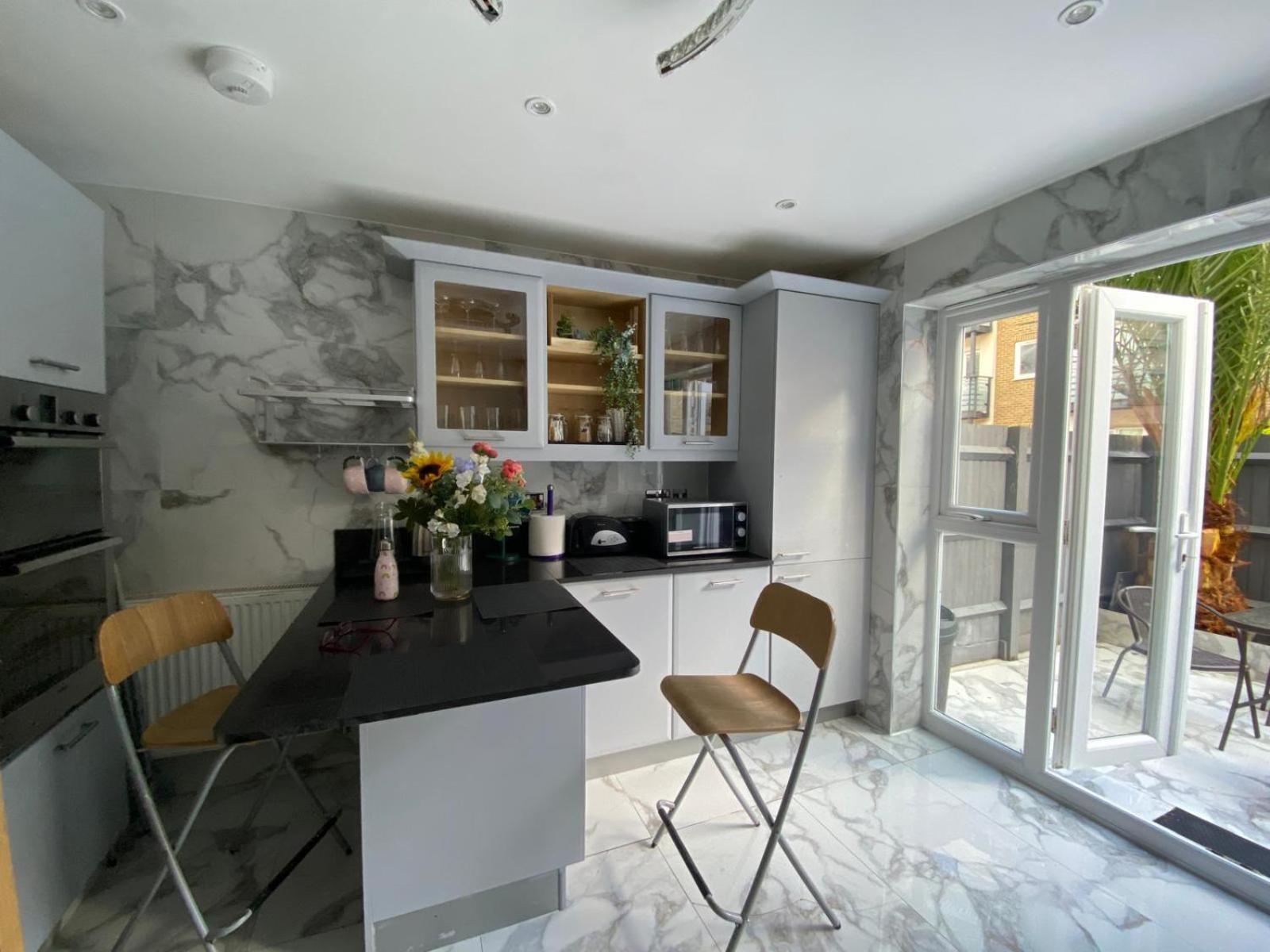 Tina Guest House London Bagian luar foto