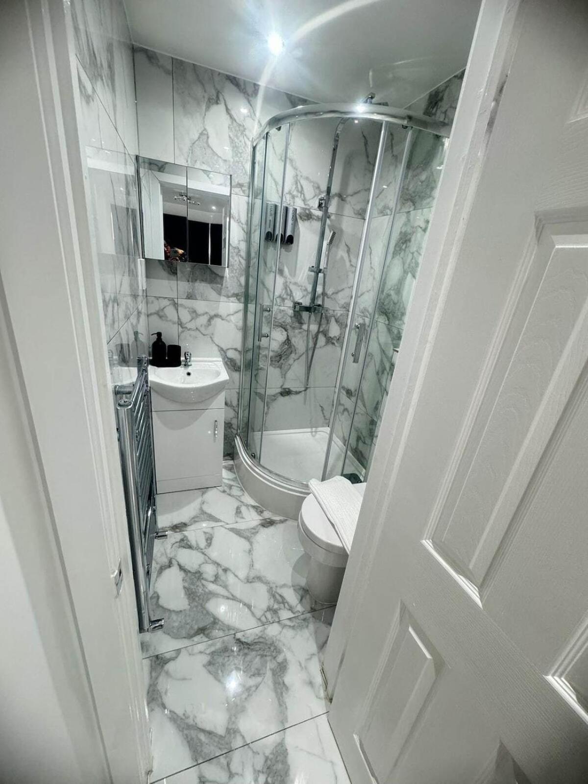 Tina Guest House London Bagian luar foto